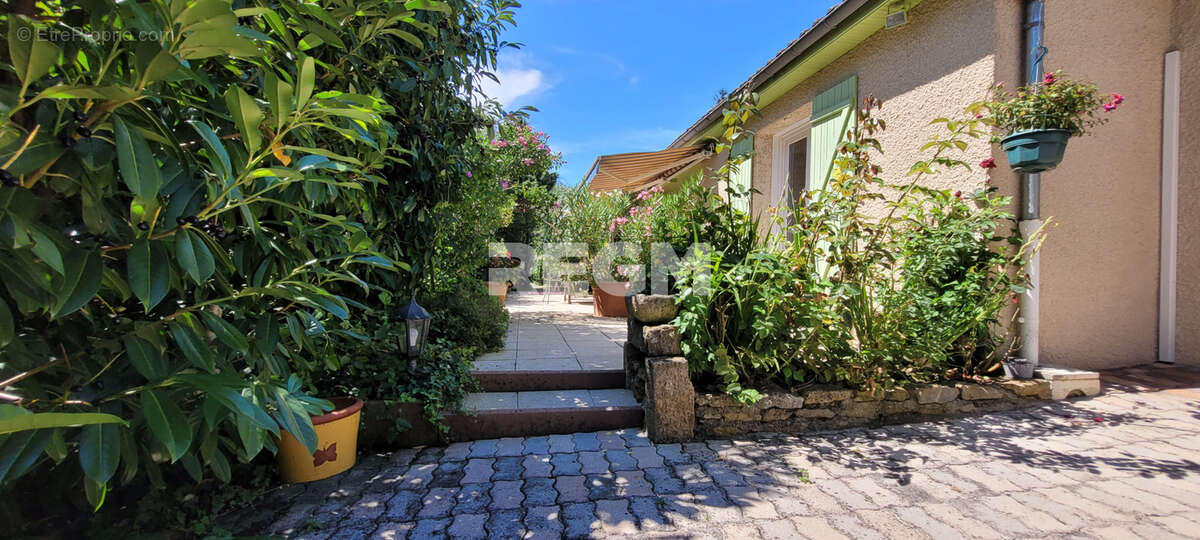Maison à CHAOURCE