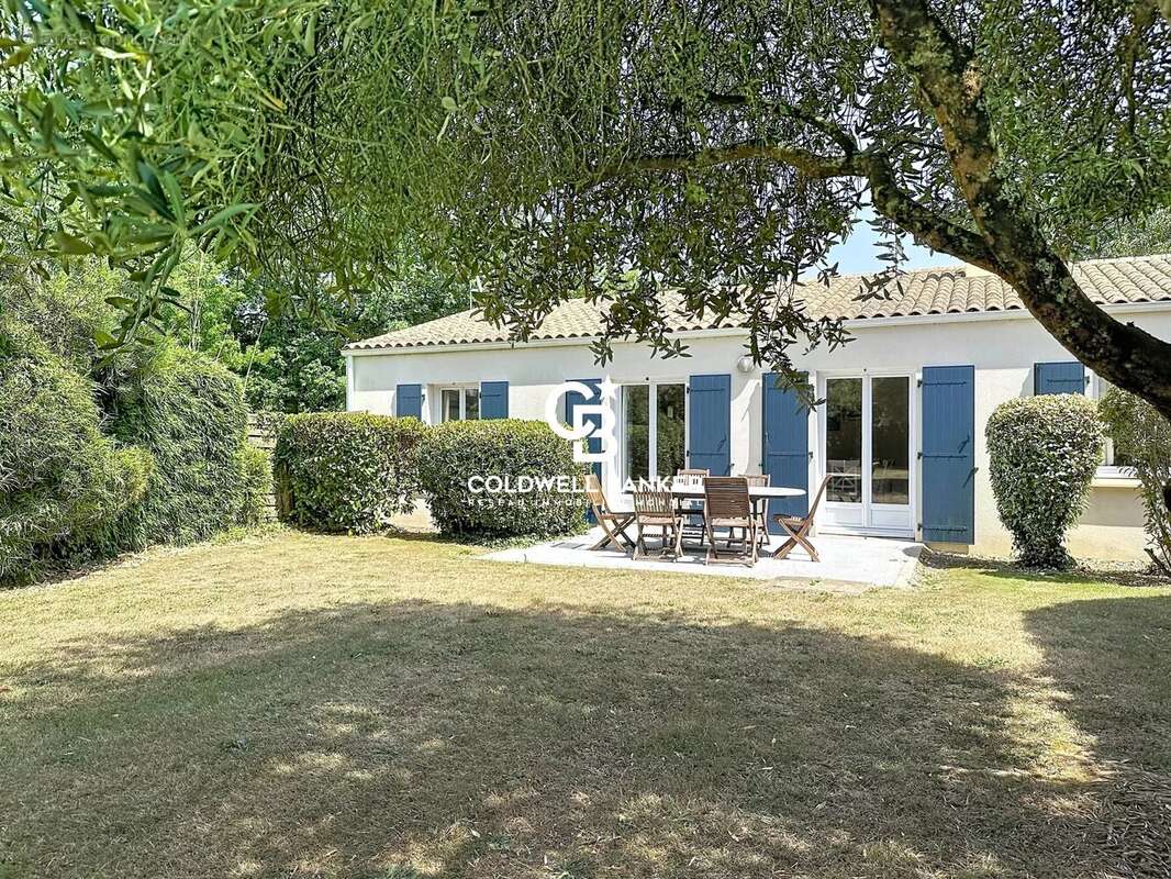 Maison à LA CAILLERE-SAINT-HILAIRE