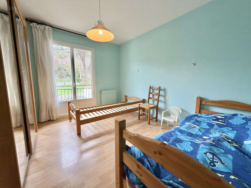 Maison avec appartement et jardin - photo 11