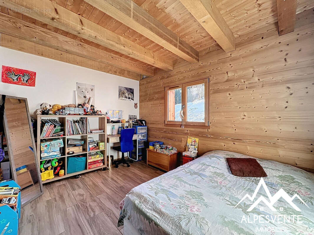 Maison 285 m² à Morzine  - photo 9