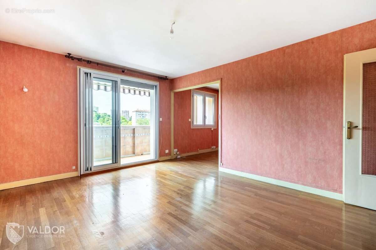 Appartement à LYON-9E