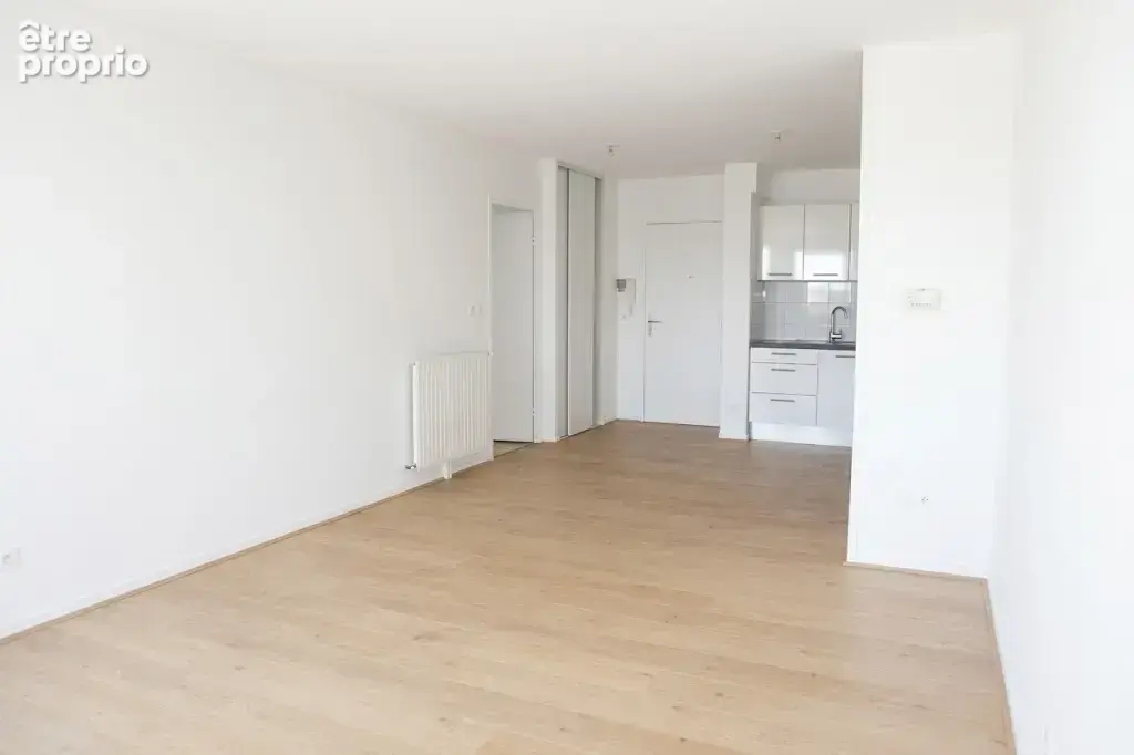 BRUGES - Secteur le Tasta - Lac - T3 TBE avec grand Balcon et 2 Parkings privatifs - photo 5
