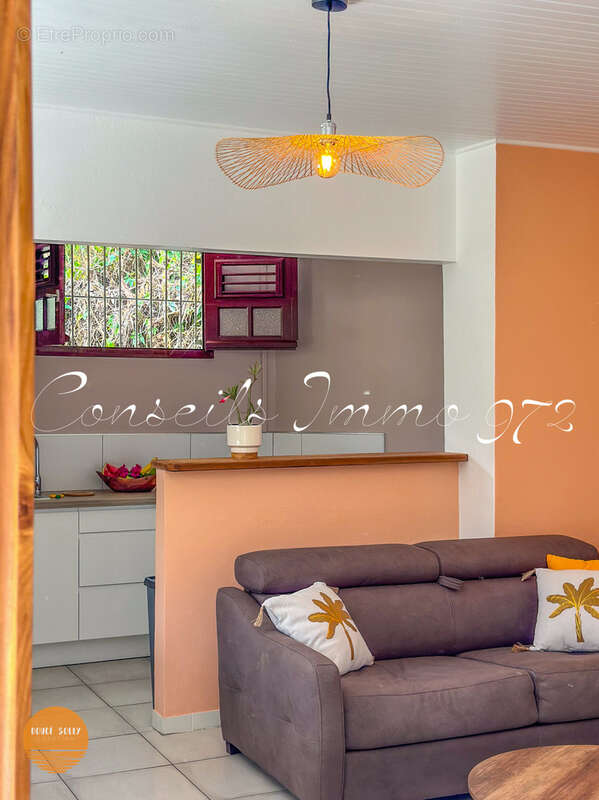 Maison à RIVIERE-PILOTE