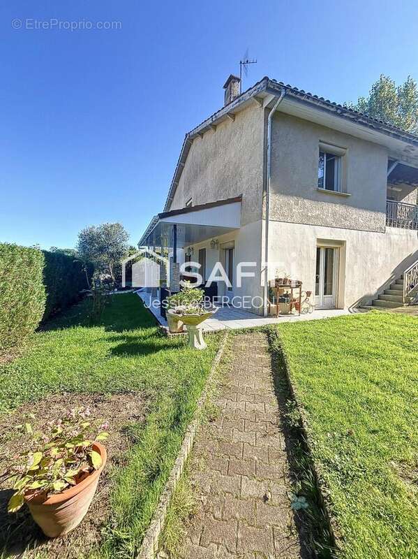 Photo 2 - Maison à ARTIGUES-PRES-BORDEAUX