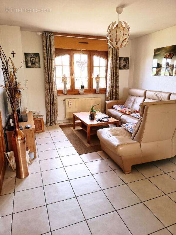 Beau plain pied sur la commune de Tortequesne 5 pièces 101 m2 - photo 2