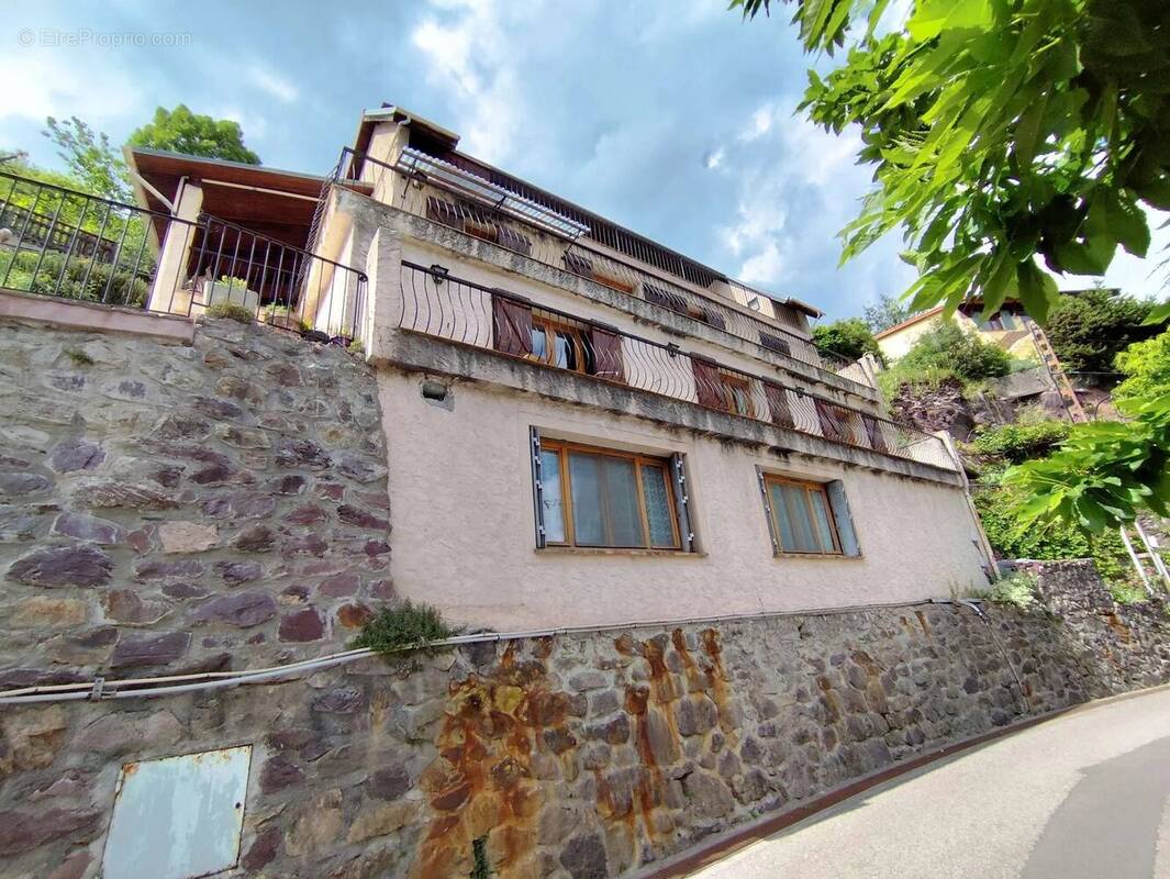 Appartement à ROURE