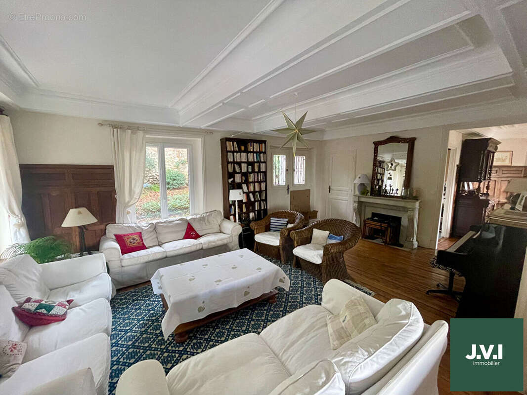 Maison à MONTMORENCY