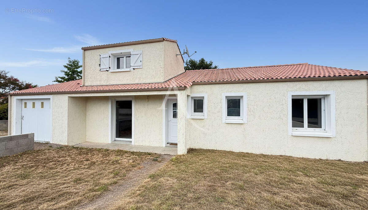 Aubigny les clouzeaux maison a vendre en exclusivite amanda - photo 10