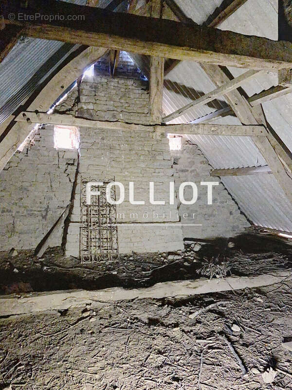 Maison à LA COLOMBE