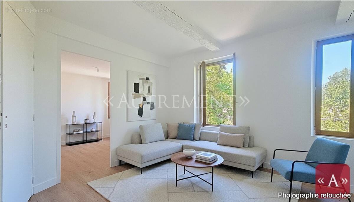 Appartement à SAINT-SULPICE