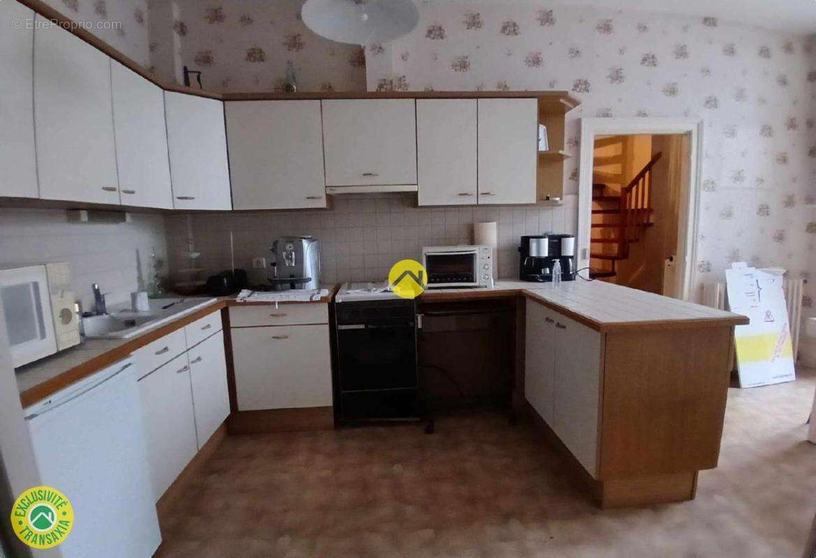 Local commercial + Duplex T4 - photo 9