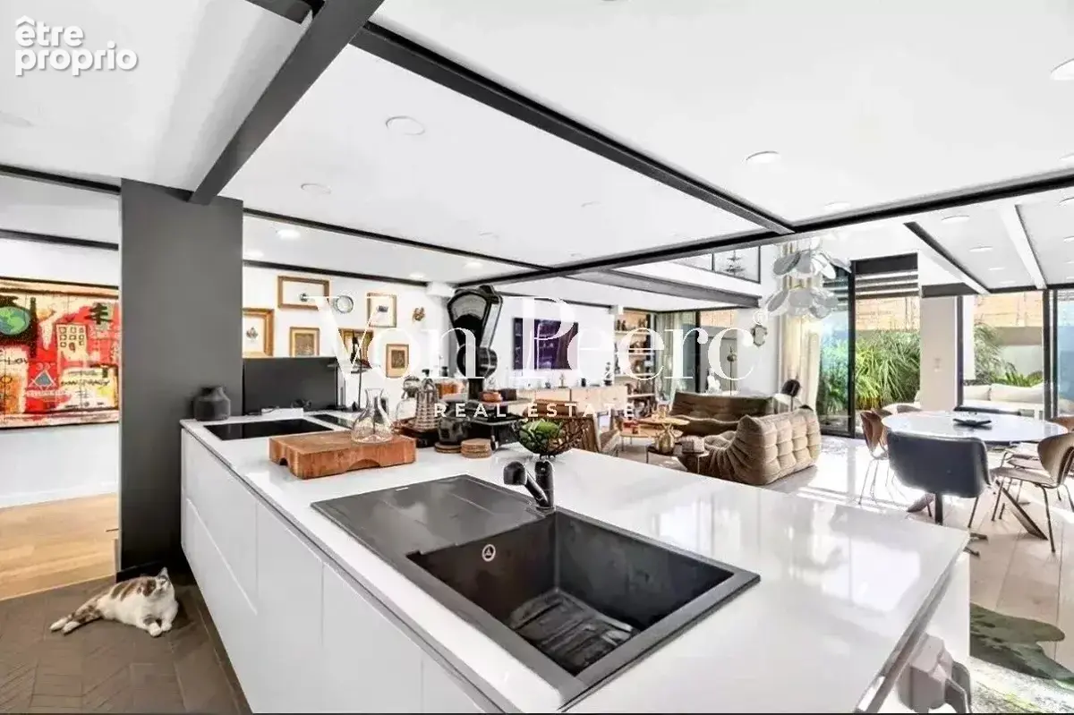 A vendre à St Rémy de Provence: Magnifique appartement de standing avec terrasse et bassin - photo 8
