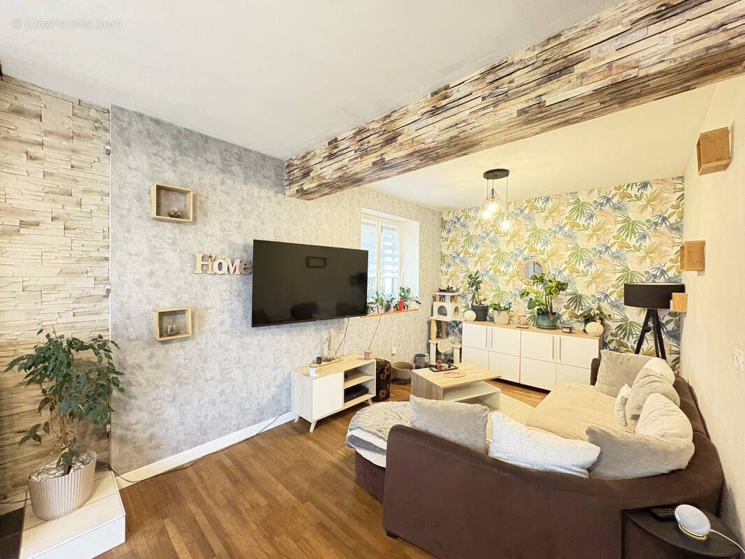 Maison à SAINT-PRIVAT