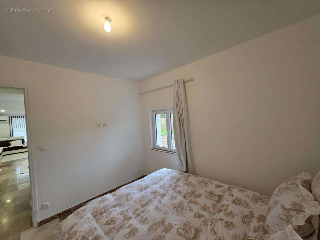 Maison à SAINT-MARCEL