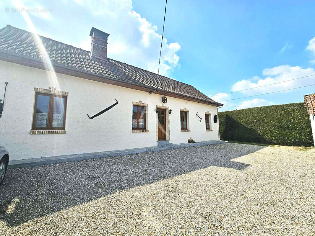 Maison à VIRONCHAUX