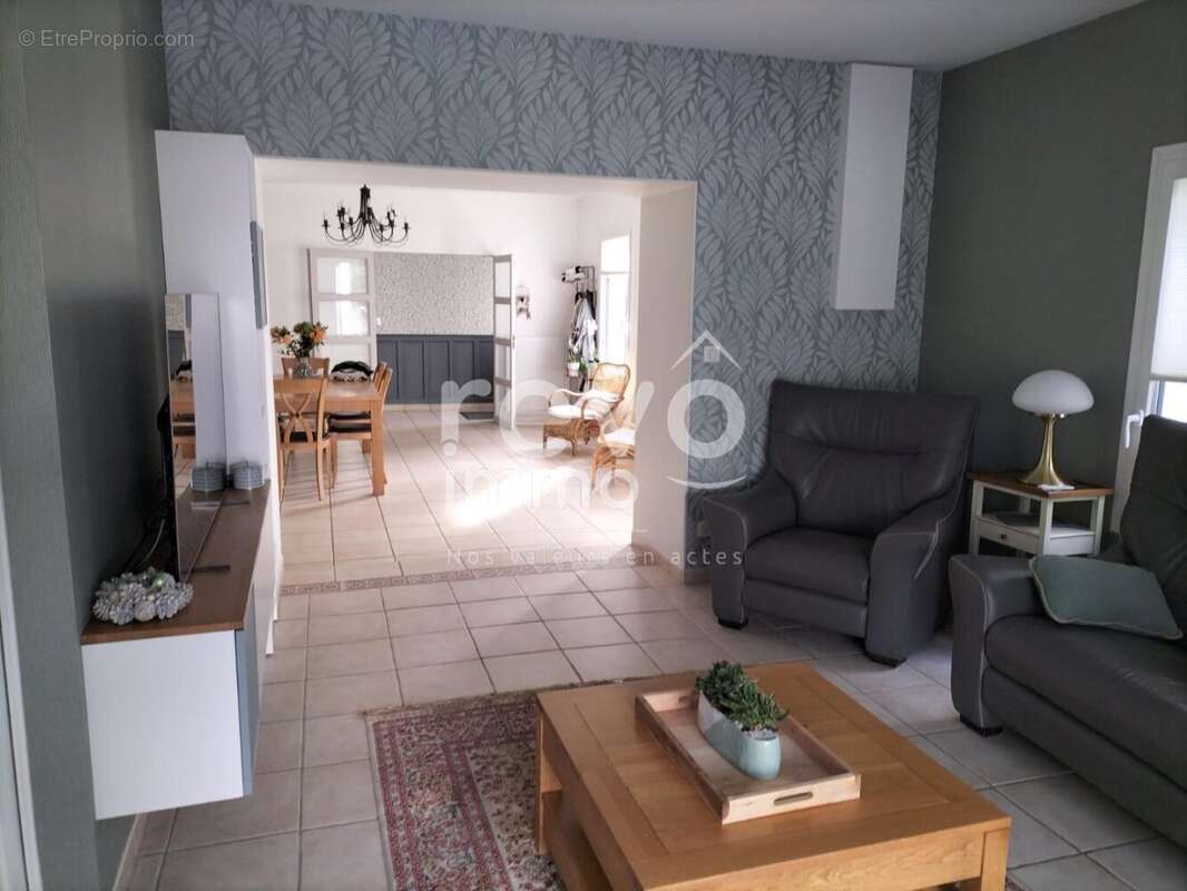 Maison à SAINT-BARTHELEMY-D&#039;ANJOU