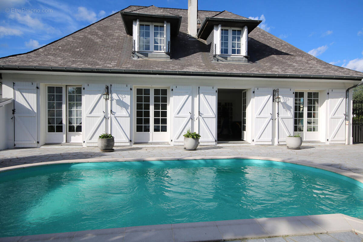Maison à OLORON-SAINTE-MARIE