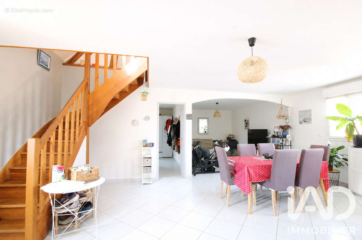 Appartement 99 m² à Gasny  - photo 3