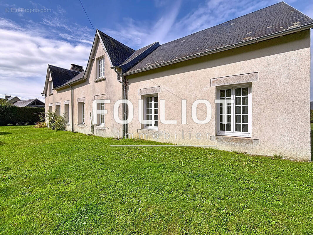 Maison à SAINT-AUBIN-DES-PREAUX