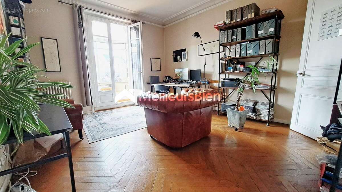 Maison à MONTMORENCY