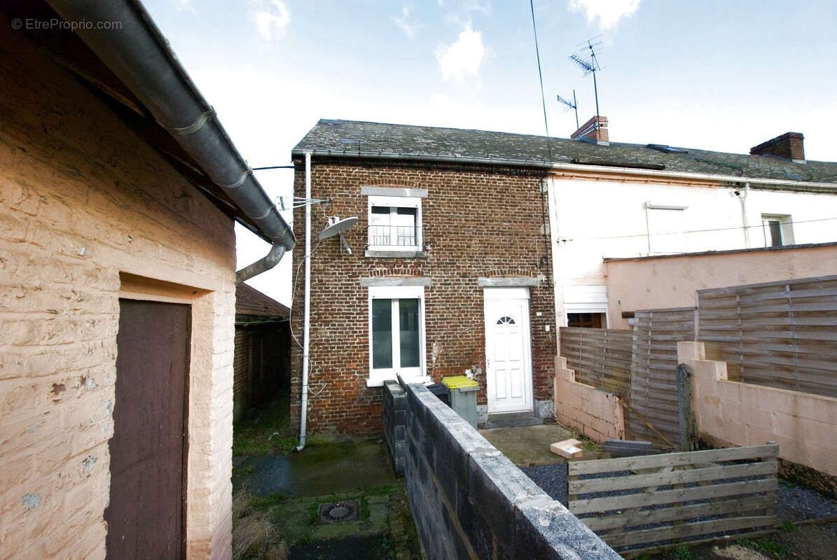 Maison à RECQUIGNIES