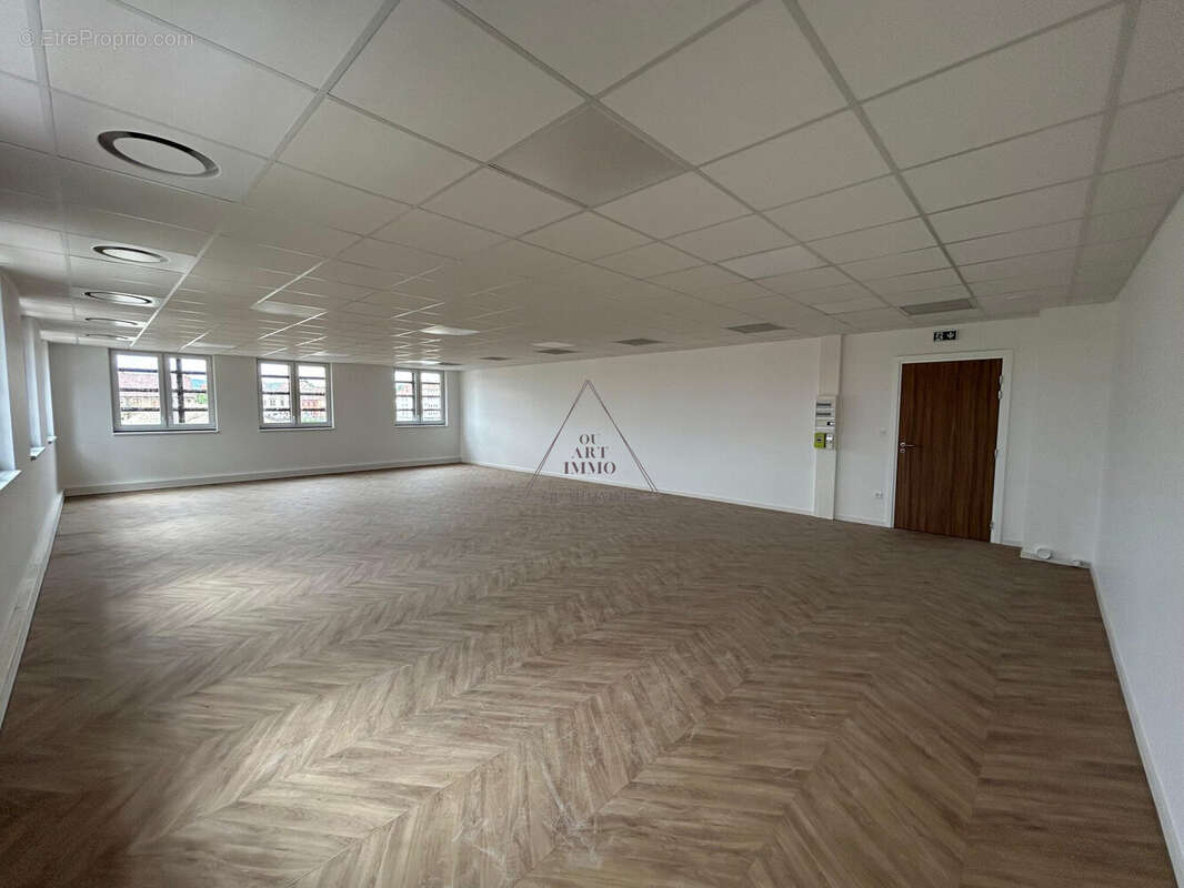 Commerce 77 m² à Molsheim  - photo 2