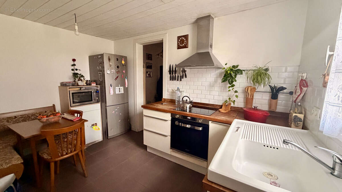 Maison à BELIN-BELIET