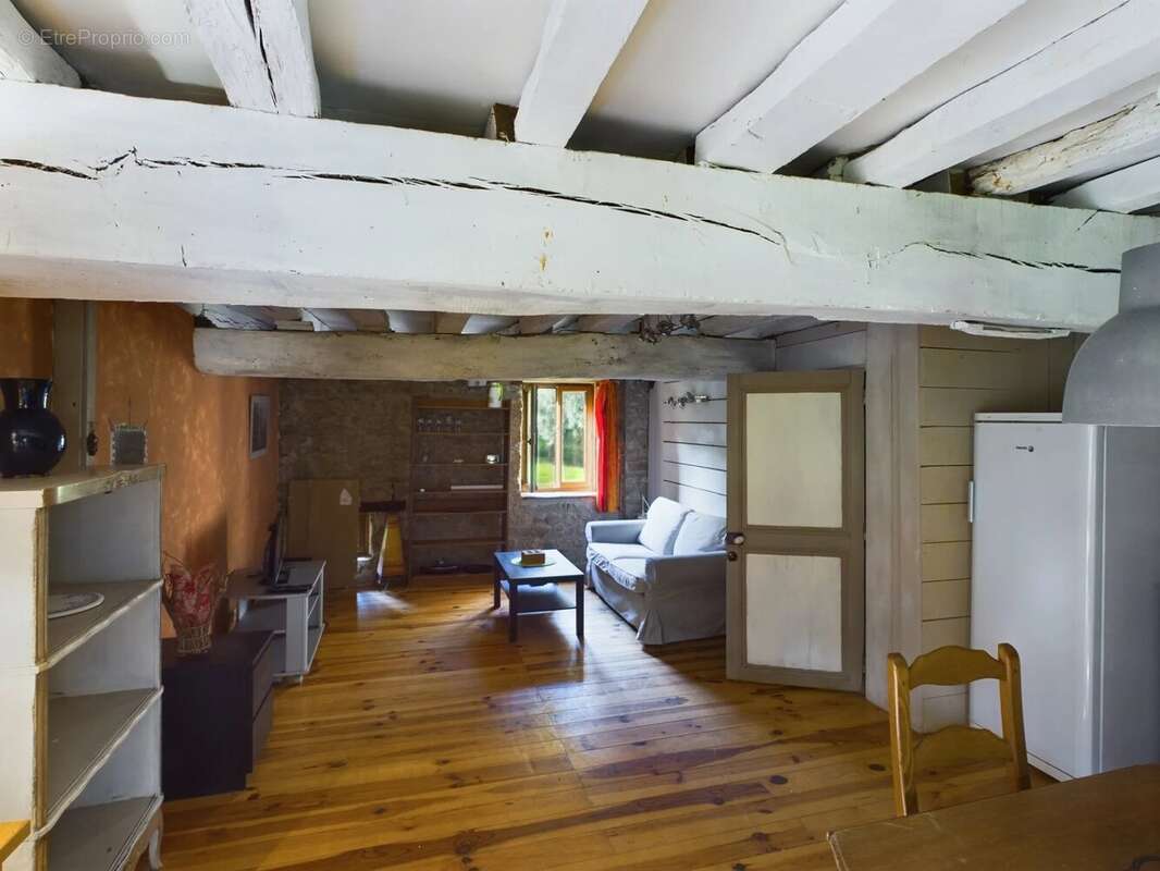 Maison à SAINT-MARTIN-DE-LA-MER