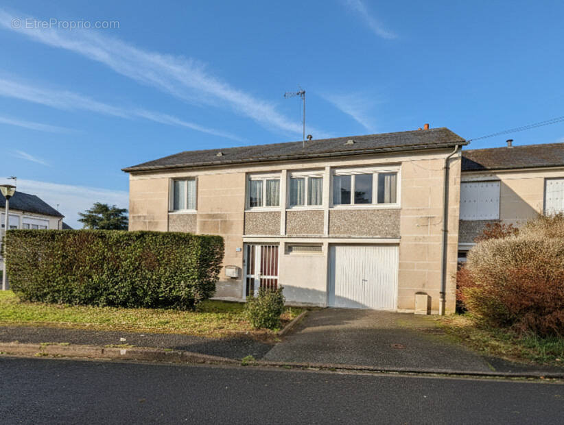 Maison à CHATELLERAULT