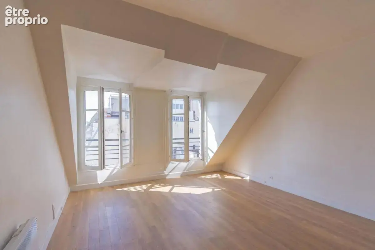 Paris 3 - haut marais -  studio clair et calme vue degagee - photo 2