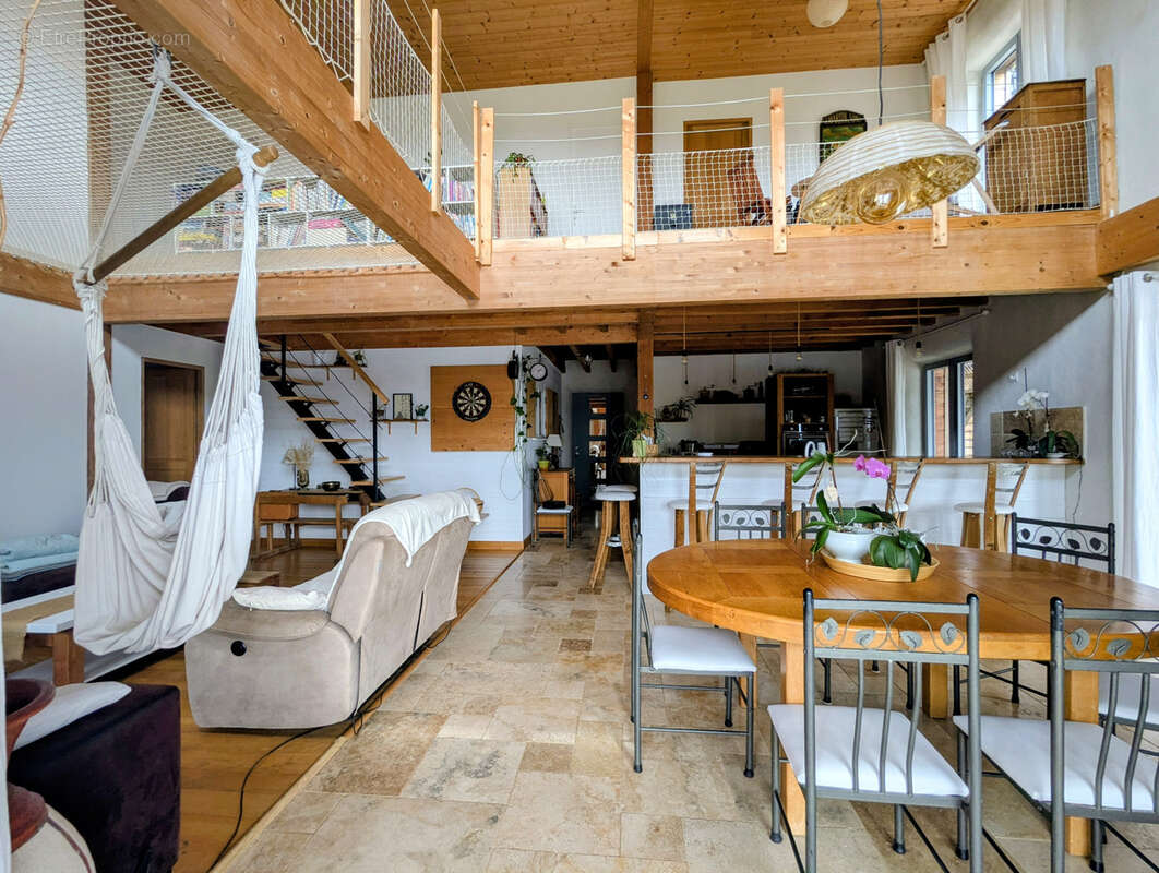 Maison à BIZE-MINERVOIS