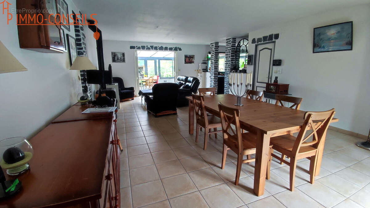 Maison à NOTRE-DAME-DES-LANDES