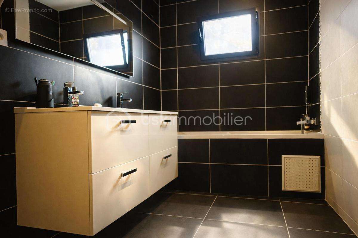 Maison à SAINTE-MARIE