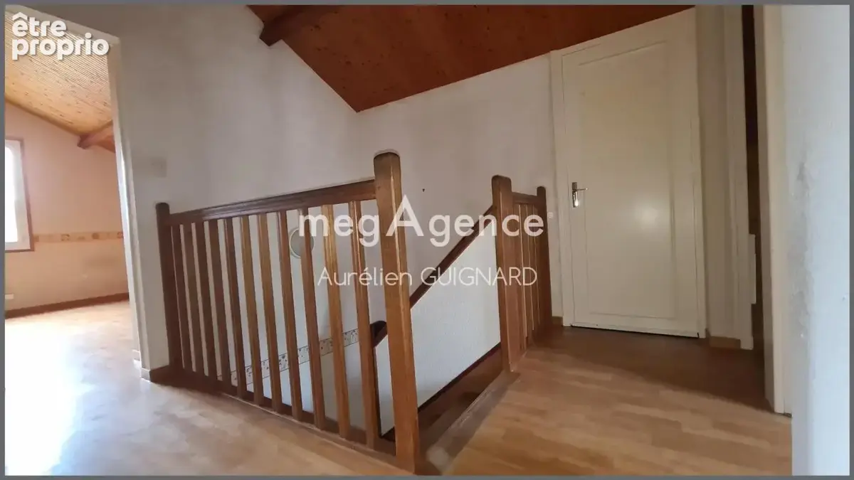 4 Chambres, bel espace en pelouse clos et arboré avec garage - photo 13