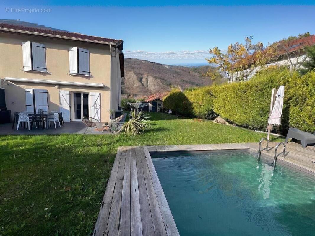 Maison à VIF