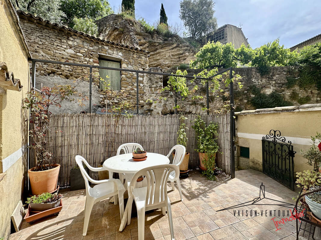 Maison à MIRABEL-AUX-BARONNIES