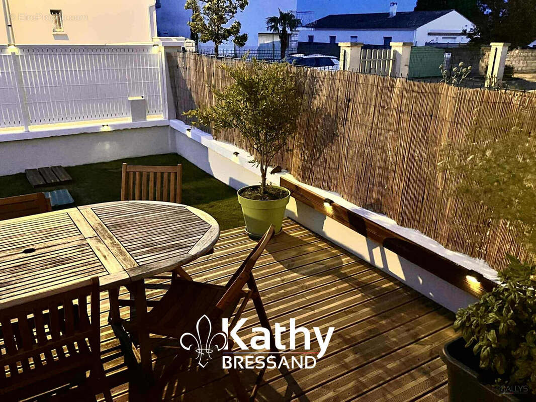 Maison à SAINT-SULPICE-DE-ROYAN