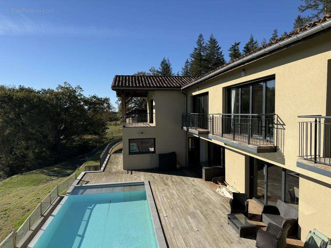 Maison à MIELAN