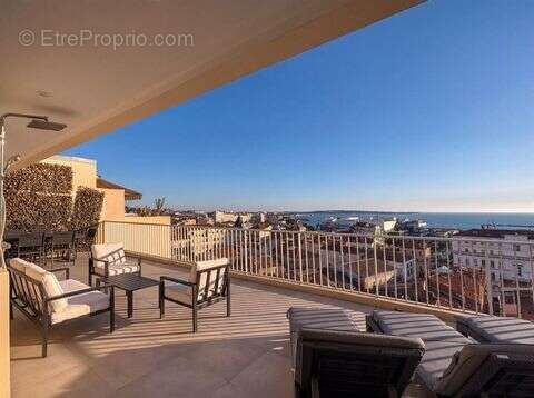 Appartement à CANNES