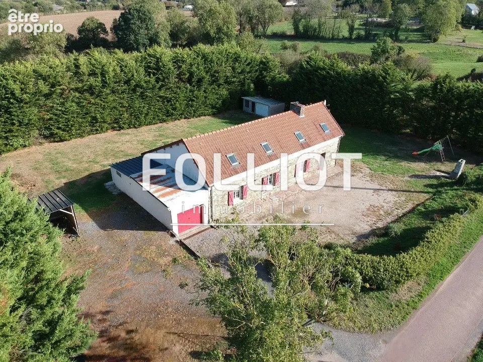 Maison à SAINT-AMAND