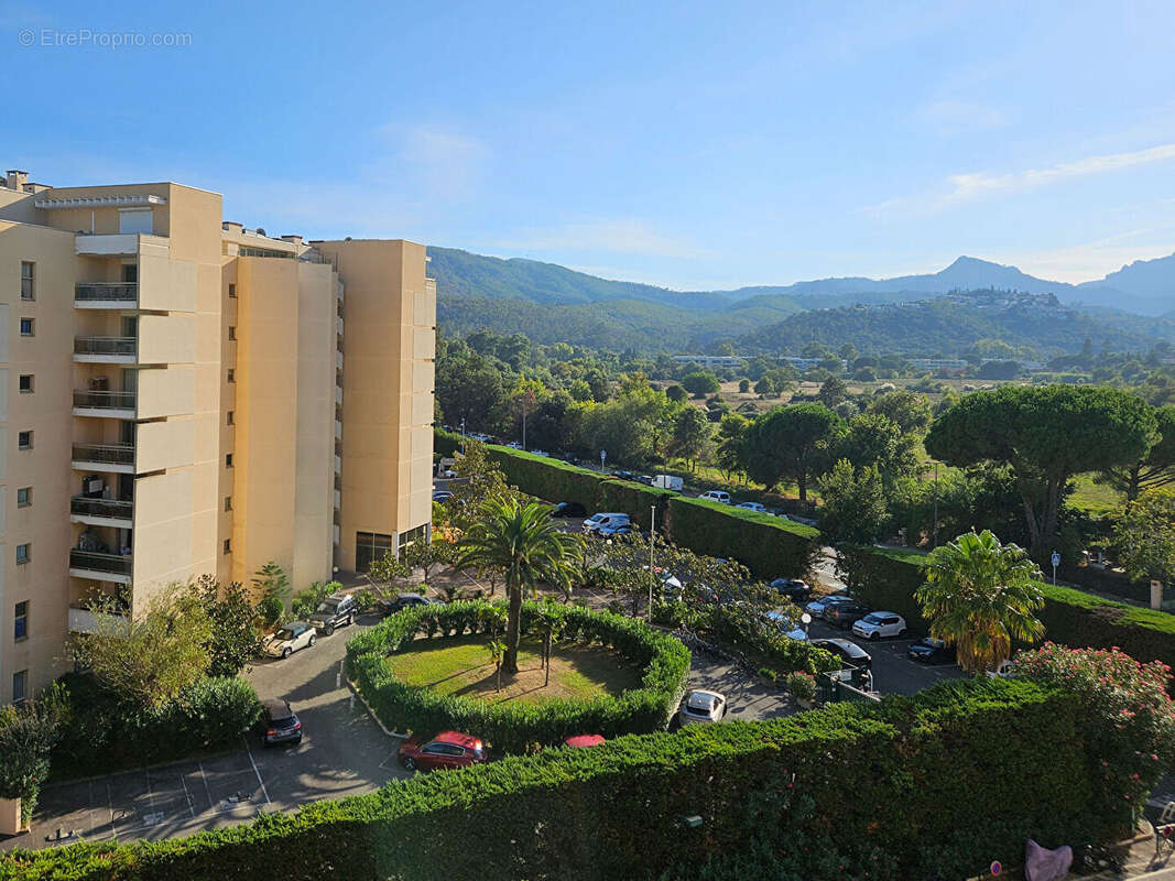 Appartement à MANDELIEU-LA-NAPOULE