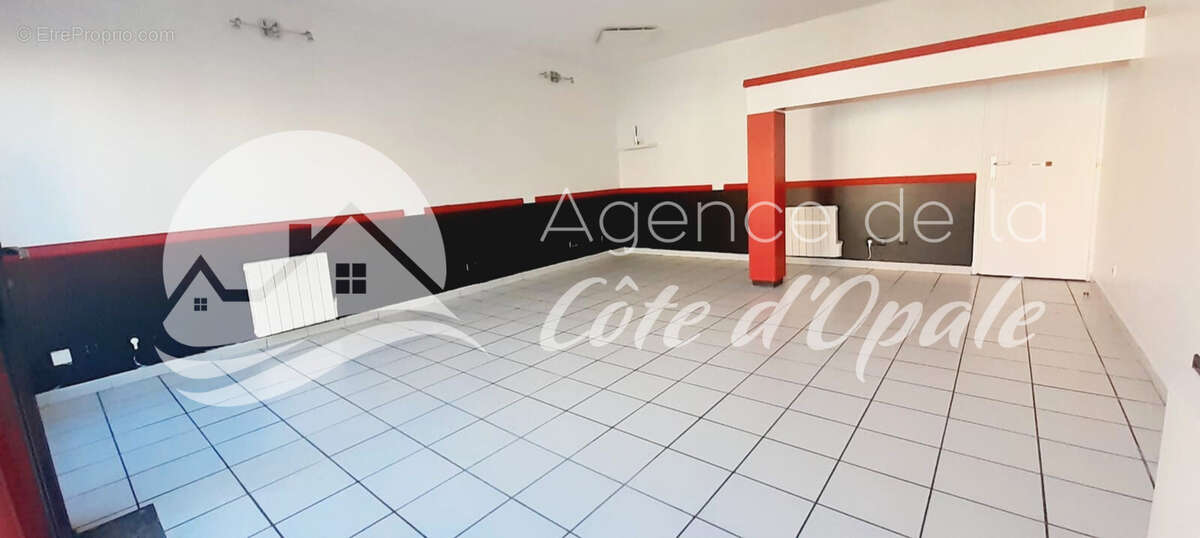 Commerce à LA CAPELLE-LES-BOULOGNE