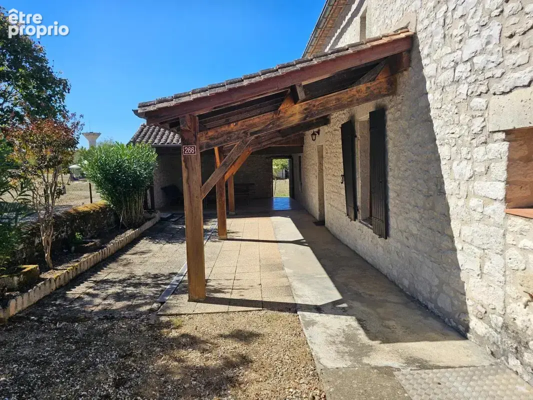 Maison de 5 pièces de 181m² à Loubès-Bernac - photo 8