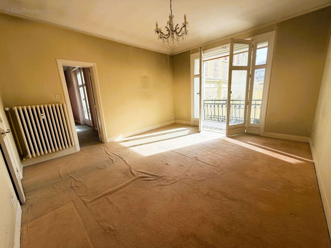 Appartement à VICHY