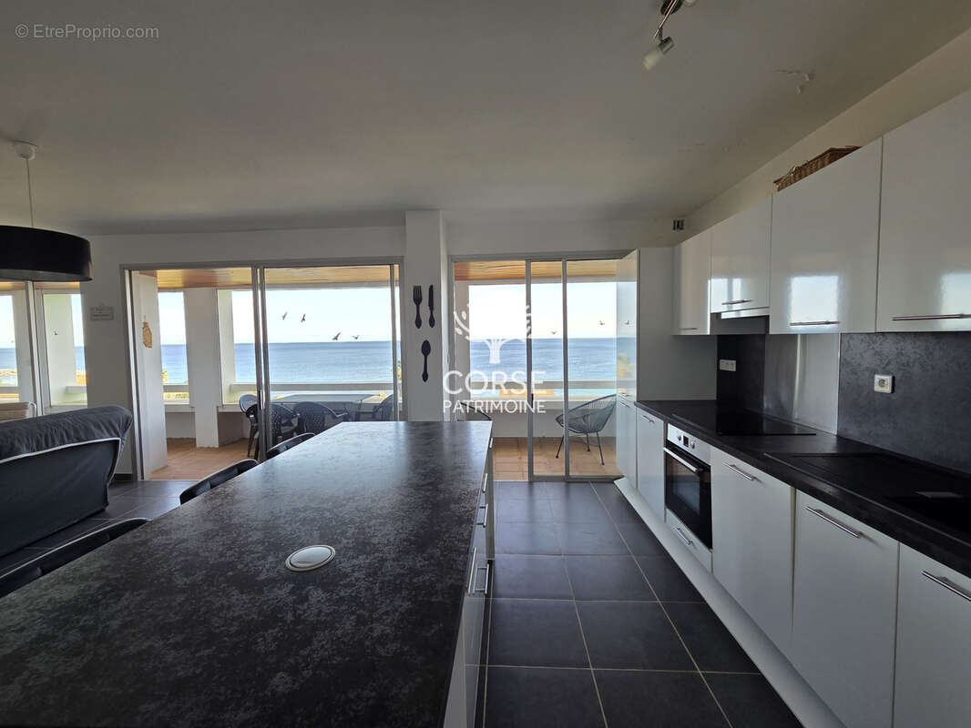 Appartement à SARI-SOLENZARA