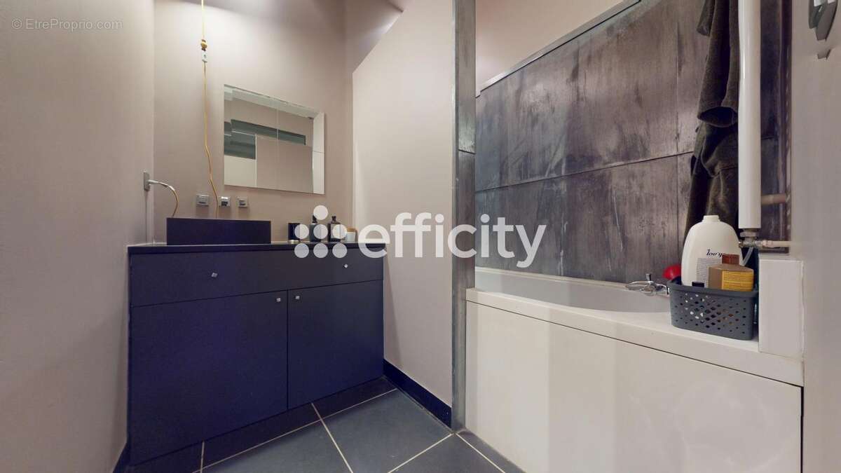 Appartement à LYON-4E