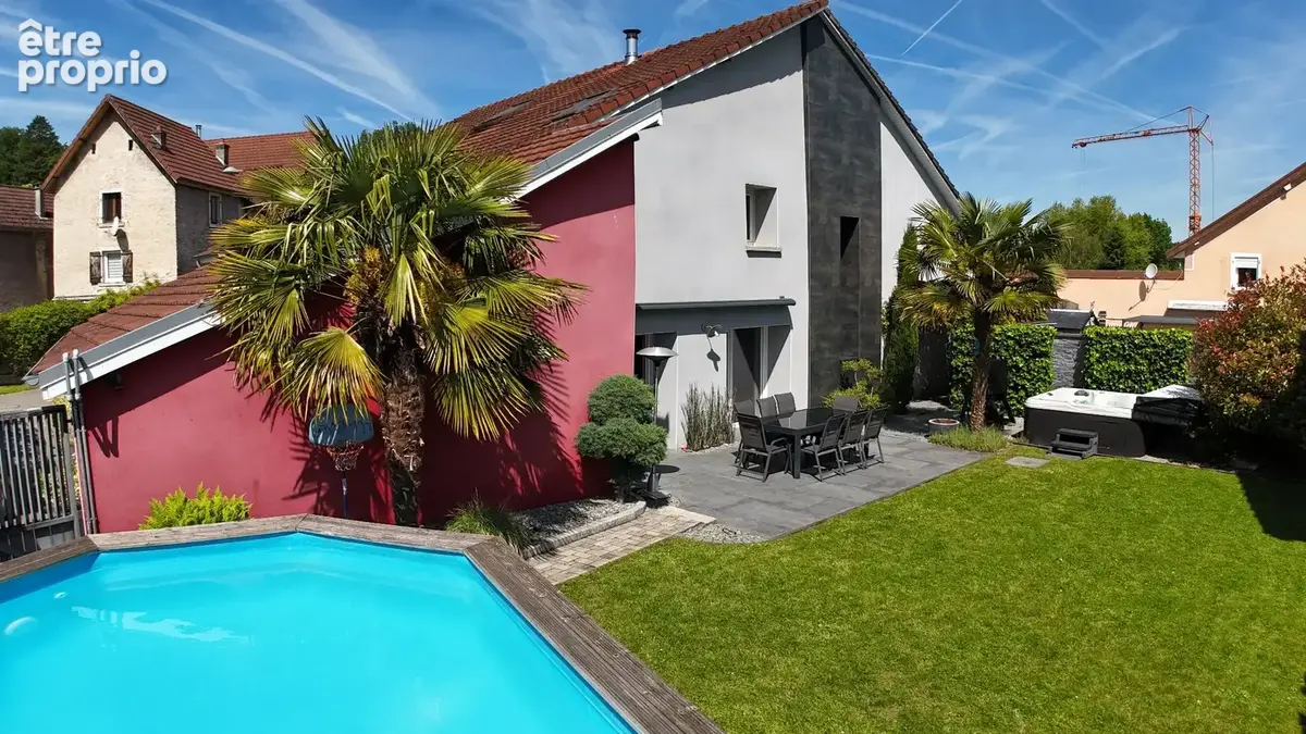 Maison à VOUJEAUCOURT