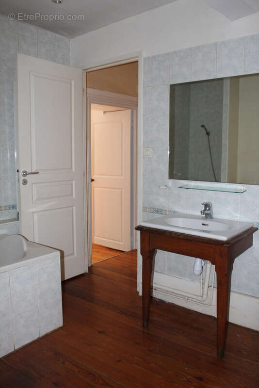 Maison de ville à VENDRE à Marcilly-d'Azergues - IDEAL 1er ACHAT ou investissement - photo 5