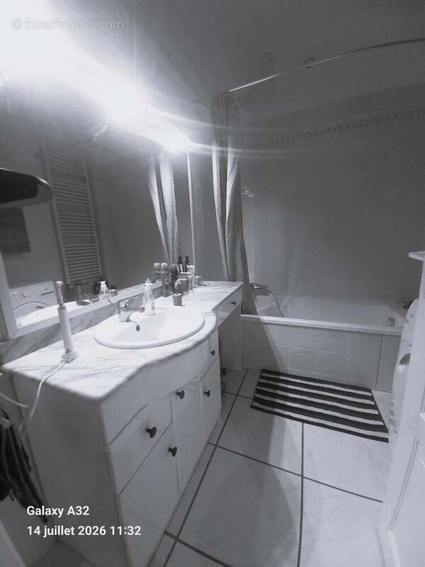 Appartement 72 m² à Valence  - photo 4