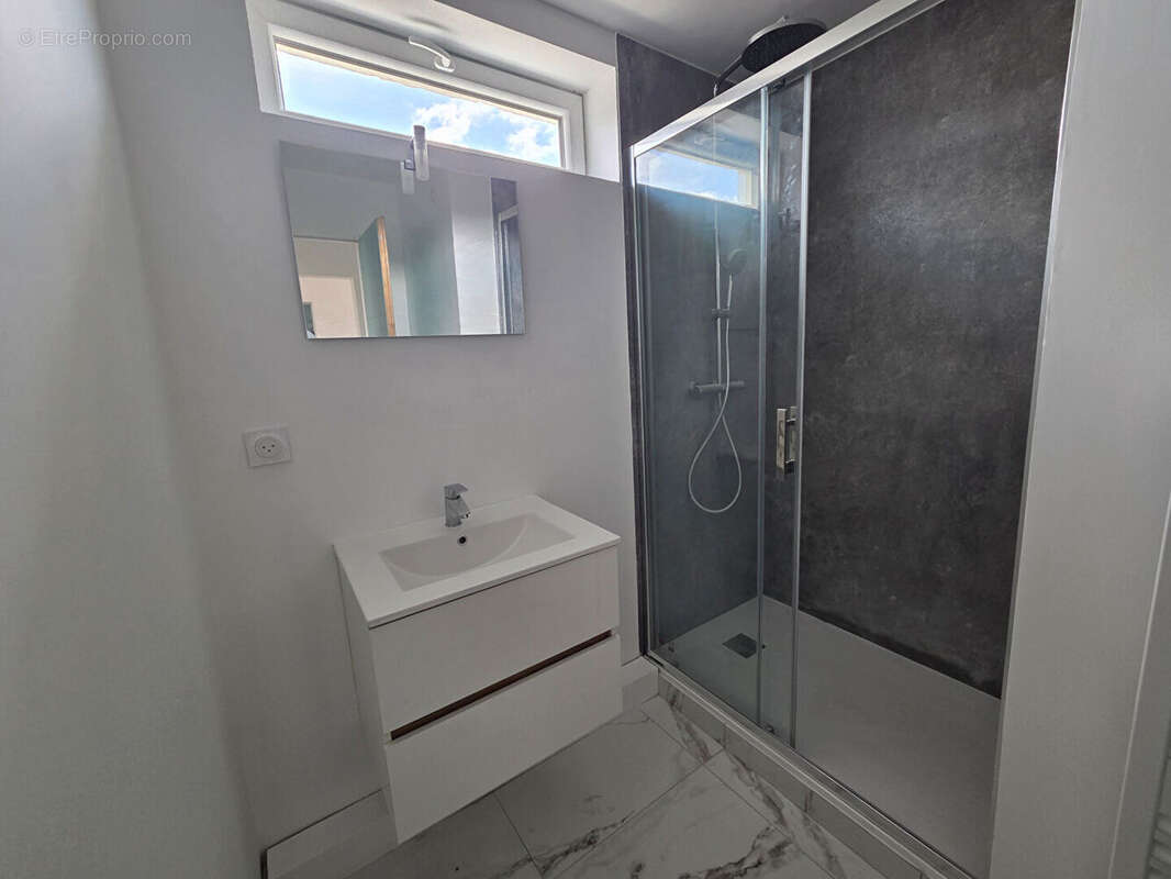 Appartement à CAUDEBEC-LES-ELBEUF